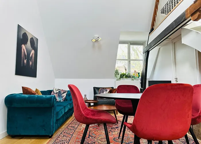 Gilly's Gallery * ברדה